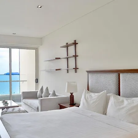 Luxury Seaview Apartments Managed By Anh Nha Trang Exterior photo