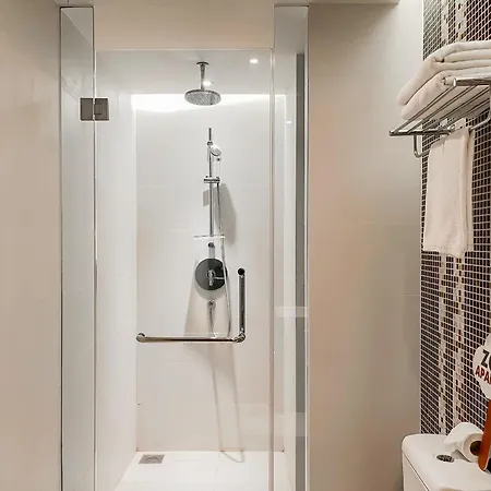 Luxury Seaview Apartments Managed By Anh Nha Trang Exterior photo