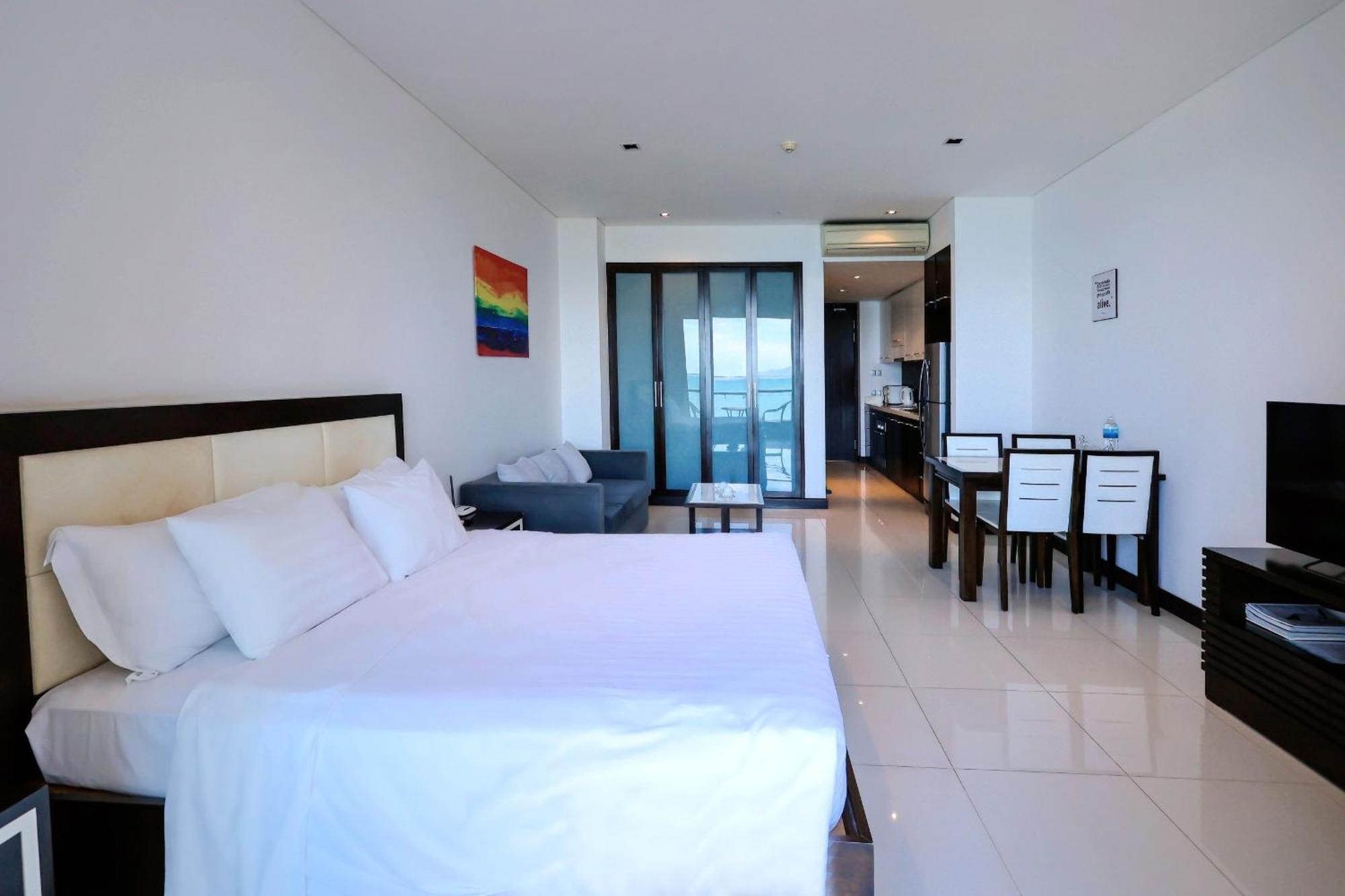 Luxury Seaview Managed By Anh Apartment