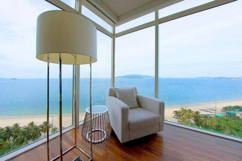 Luxury Seaview Managed By Anh Apartment Nha Trang